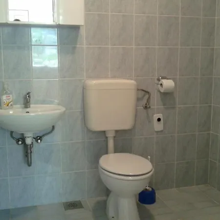 House In With Sea View, Terrace, Air Conditioning, Wi-fi Case de vacanță Crikvenica